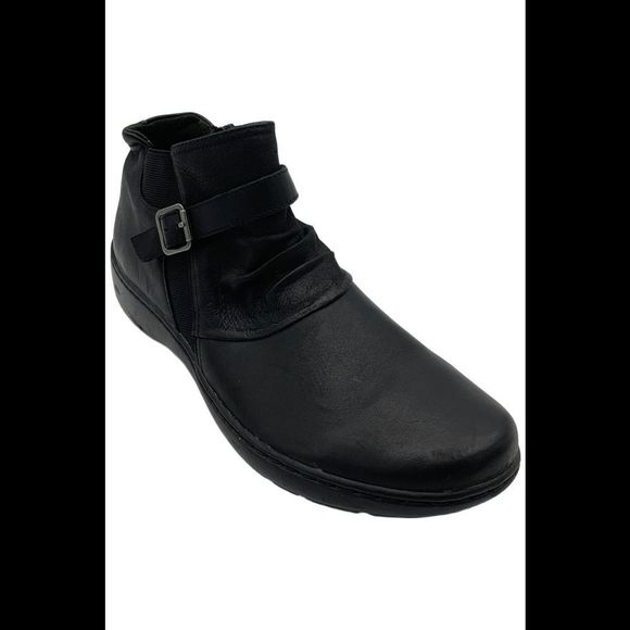 Clarks Women's Cora Rouched Ankle Boot Black - Medium - Picture 1 of 3